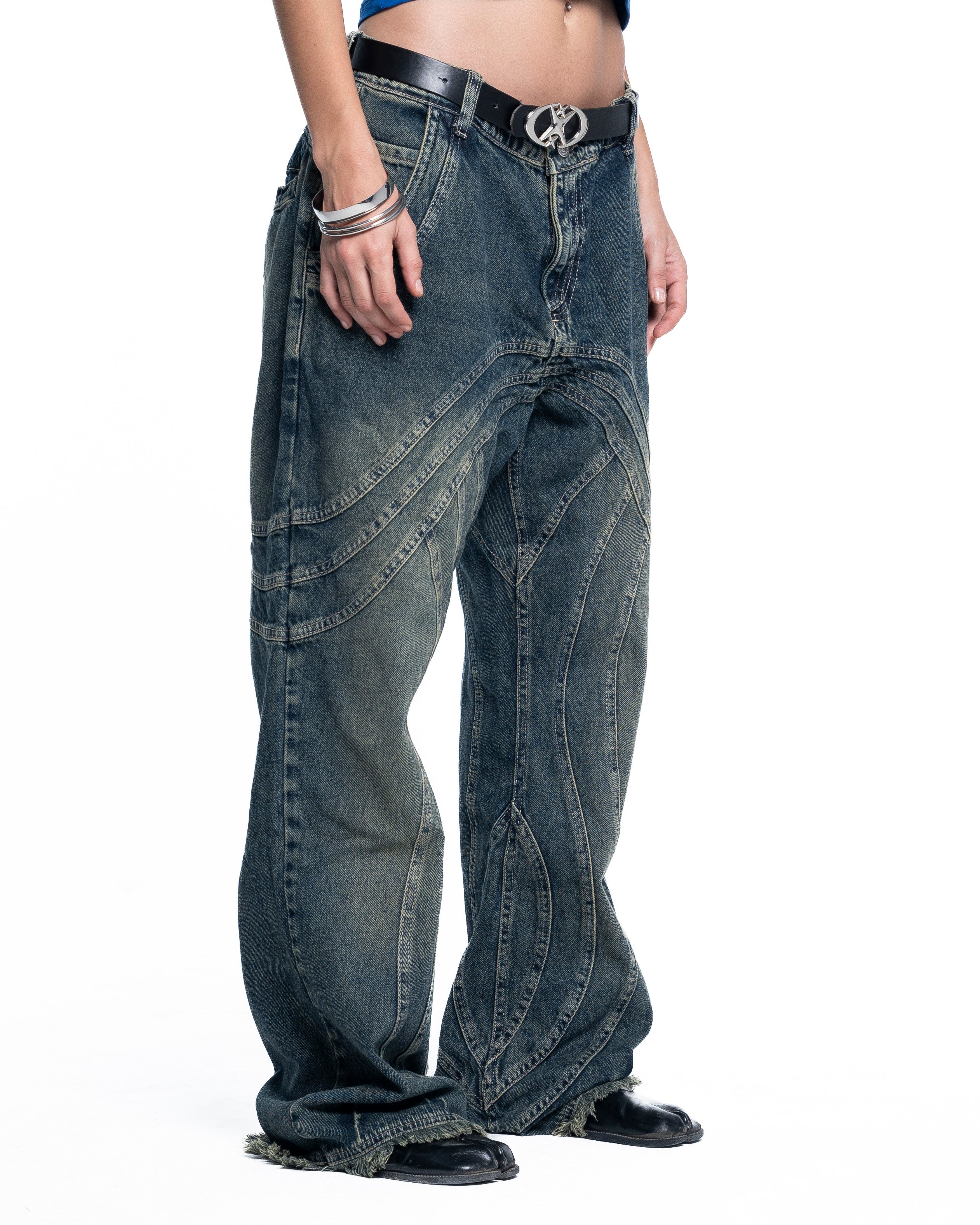 GRAY FLARED JEANS